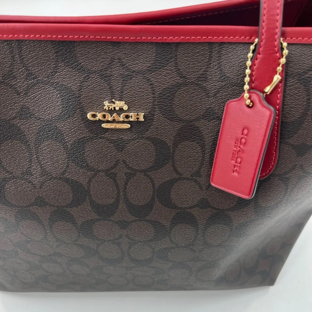 Coach NWT $398 Coach 5696 City Tote Signature Canvas Brown 1941 Red - Picture 2 of 13